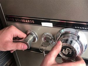 Cách Mở Két Sắt Khi Quên Mật Khẩu