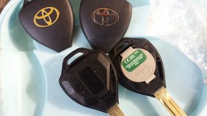 Cách phân biệt chìa khóa ô tô chính hãng