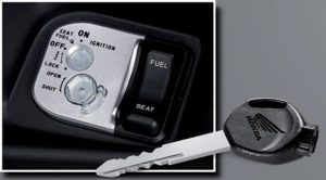 Nguyên nhân và cách khắc phục khóa xe máy bị rít