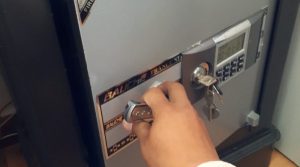 xử lý két sắt bị lỗi