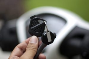 Sửa Khóa Xe Máy Bị Kẹt, Gãy Chìa Tận Nơi